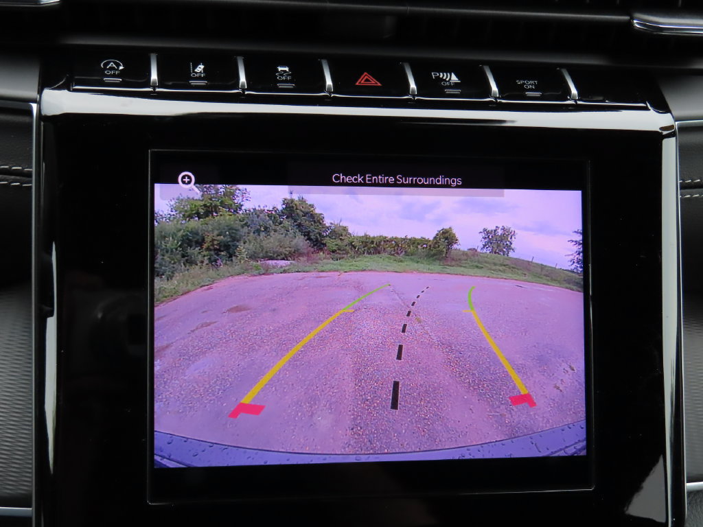 New 2025 Jeep Grand Cherokee Altitude AWD/4WD image 8
