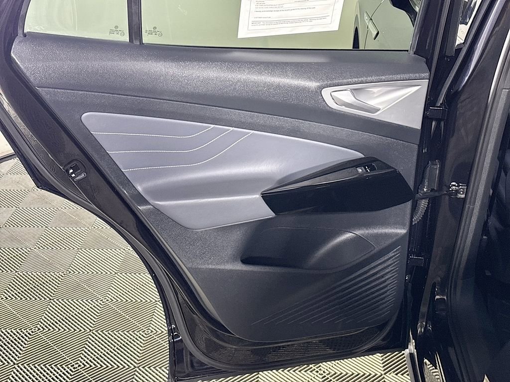 Certified 2023 Volkswagen ID.4 Pro S AWD/4WD image 20