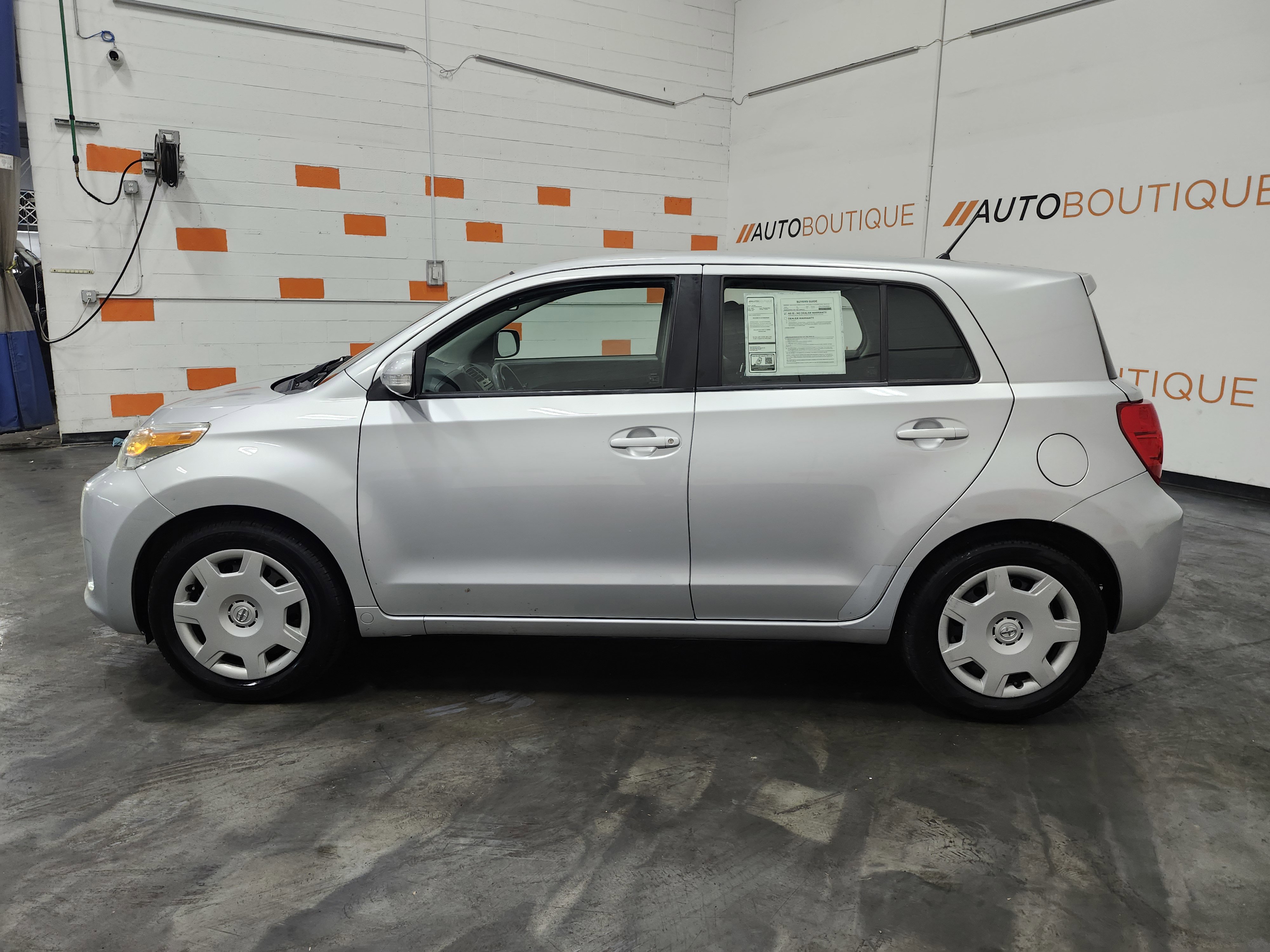 Used 2009 Scion xD image 12