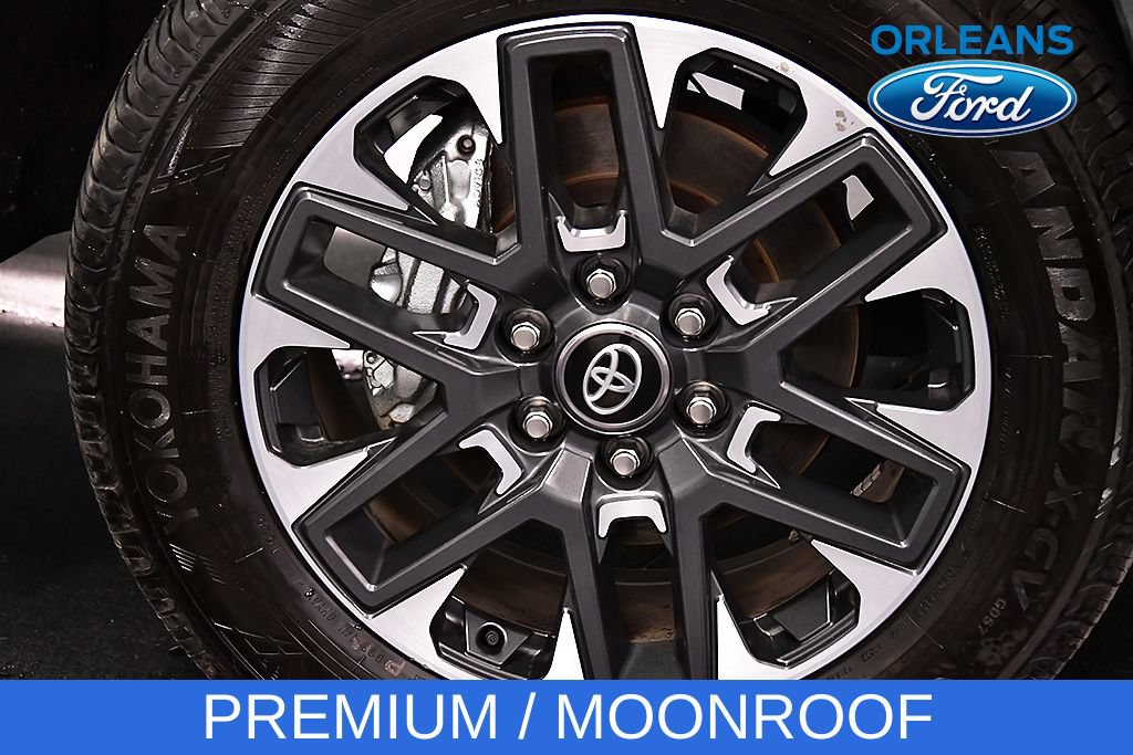 Used 2026 Toyota Tundra Limited AWD/4WD image 9