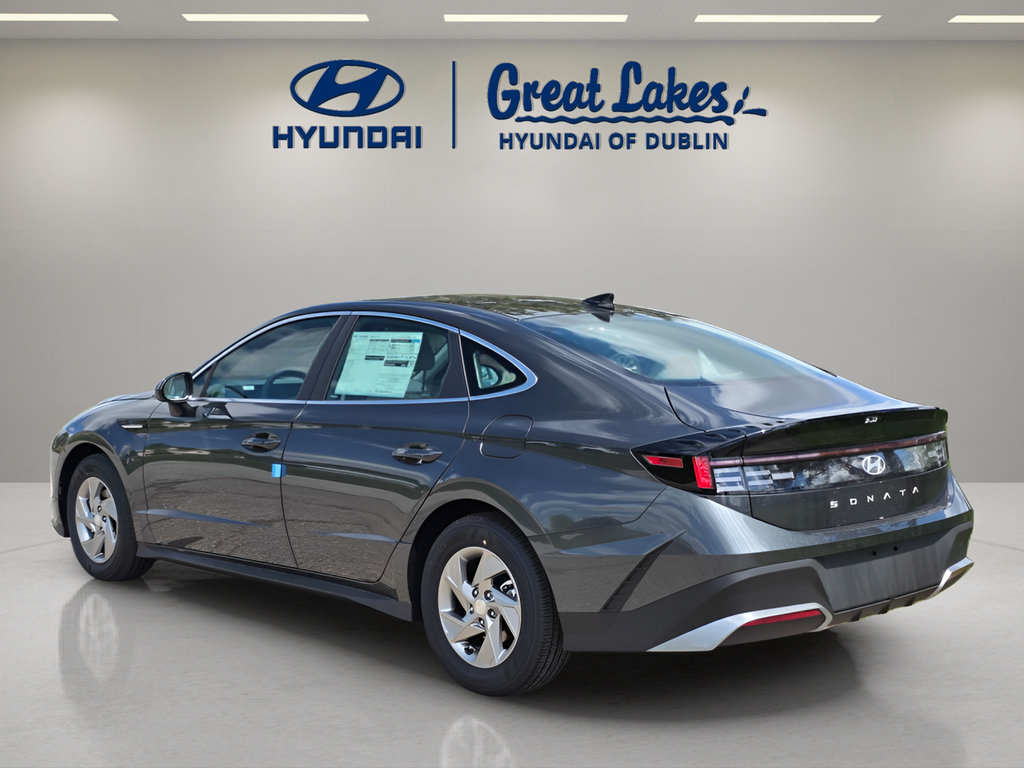 New 2026 Hyundai Sonata SE FWD image 3