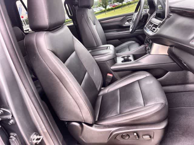 Used 2023 Chevrolet Tahoe LT w/ Luxury Package AWD/4WD image 12