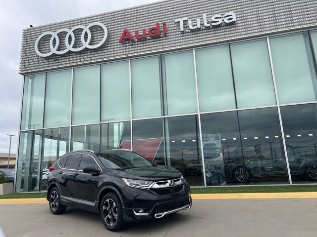 Used 2018 Honda CR-V Touring image 1