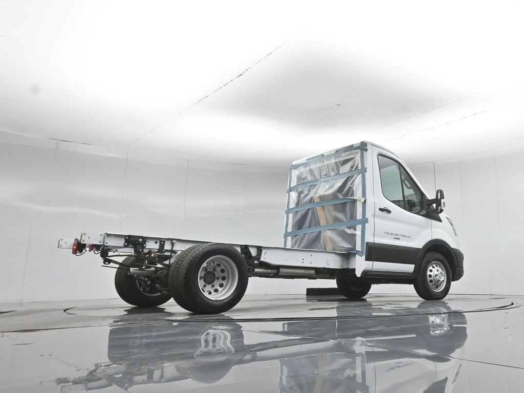 New 2025 Ford Transit 350 DRW w/ Interior Upgrade Package RWD image 39