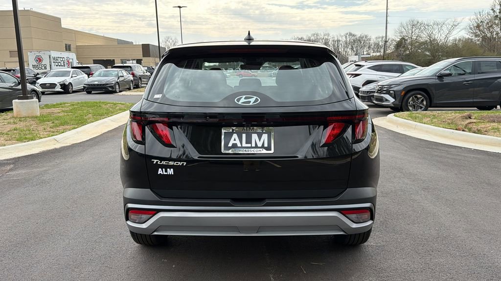 New 2026 Hyundai Tucson SE image 6