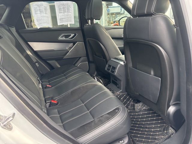 Used 2019 Land Rover Range Rover Velar R-Dynamic SE image 16