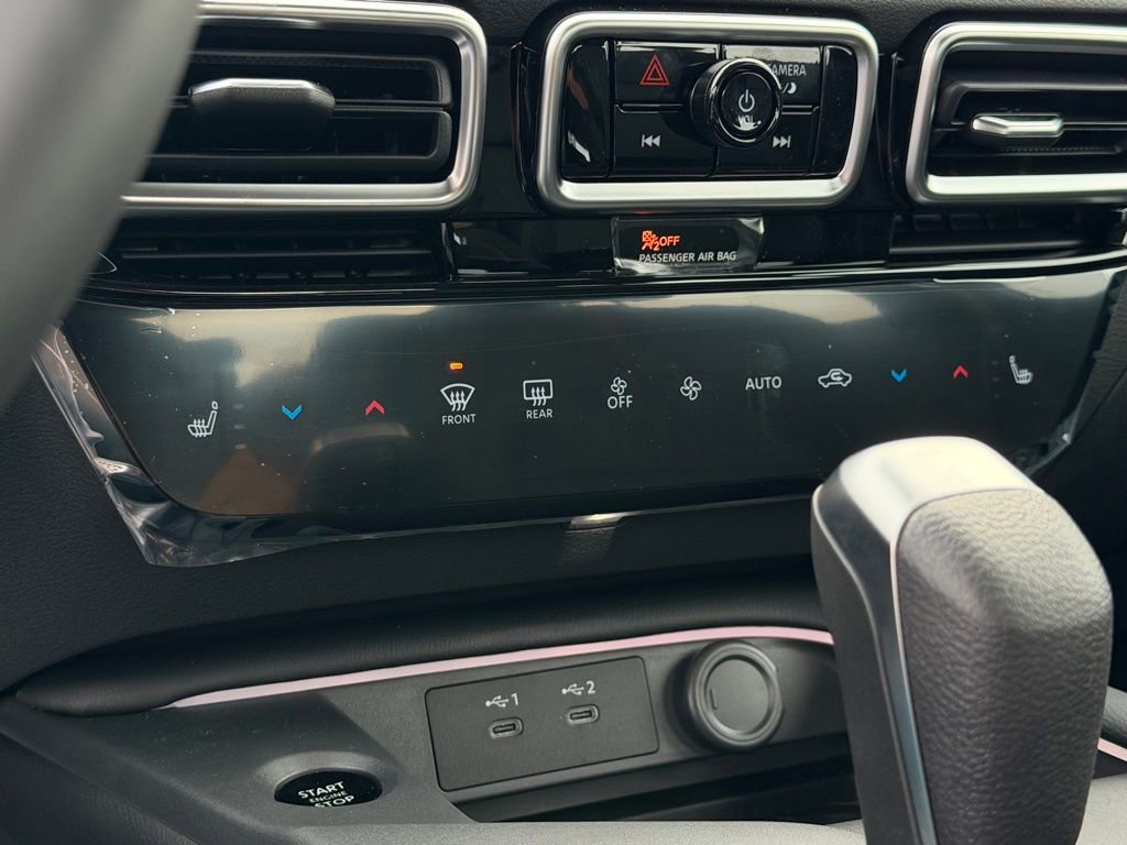 New 2026 Nissan Sentra SR w/ SR Premium Package image 28