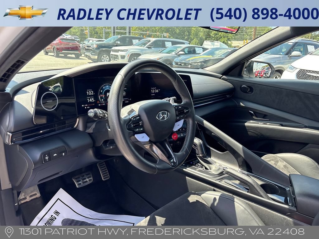 Used 2023 Hyundai Elantra N FWD image 4