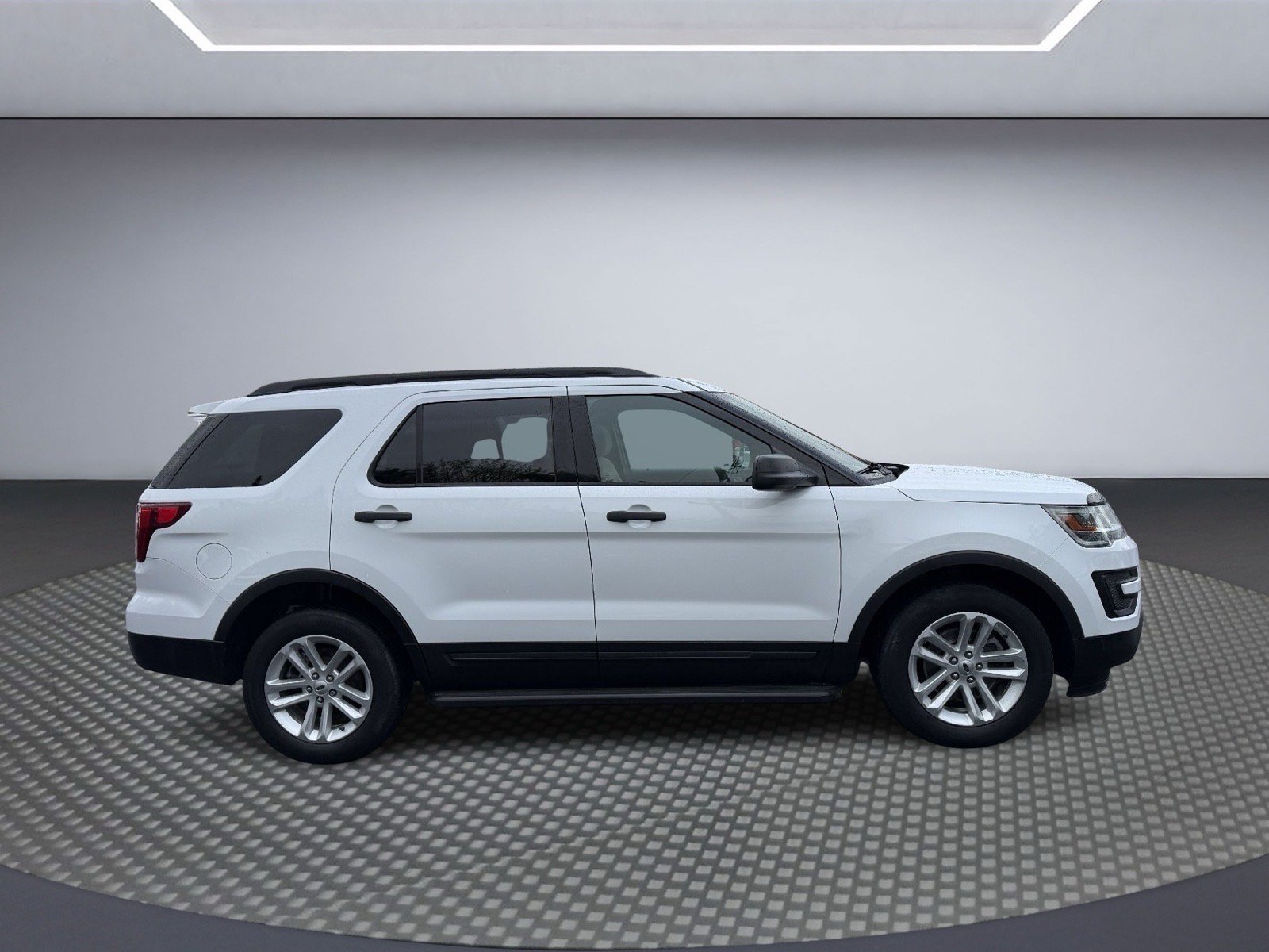Used 2017 Ford Explorer 4WD image 8