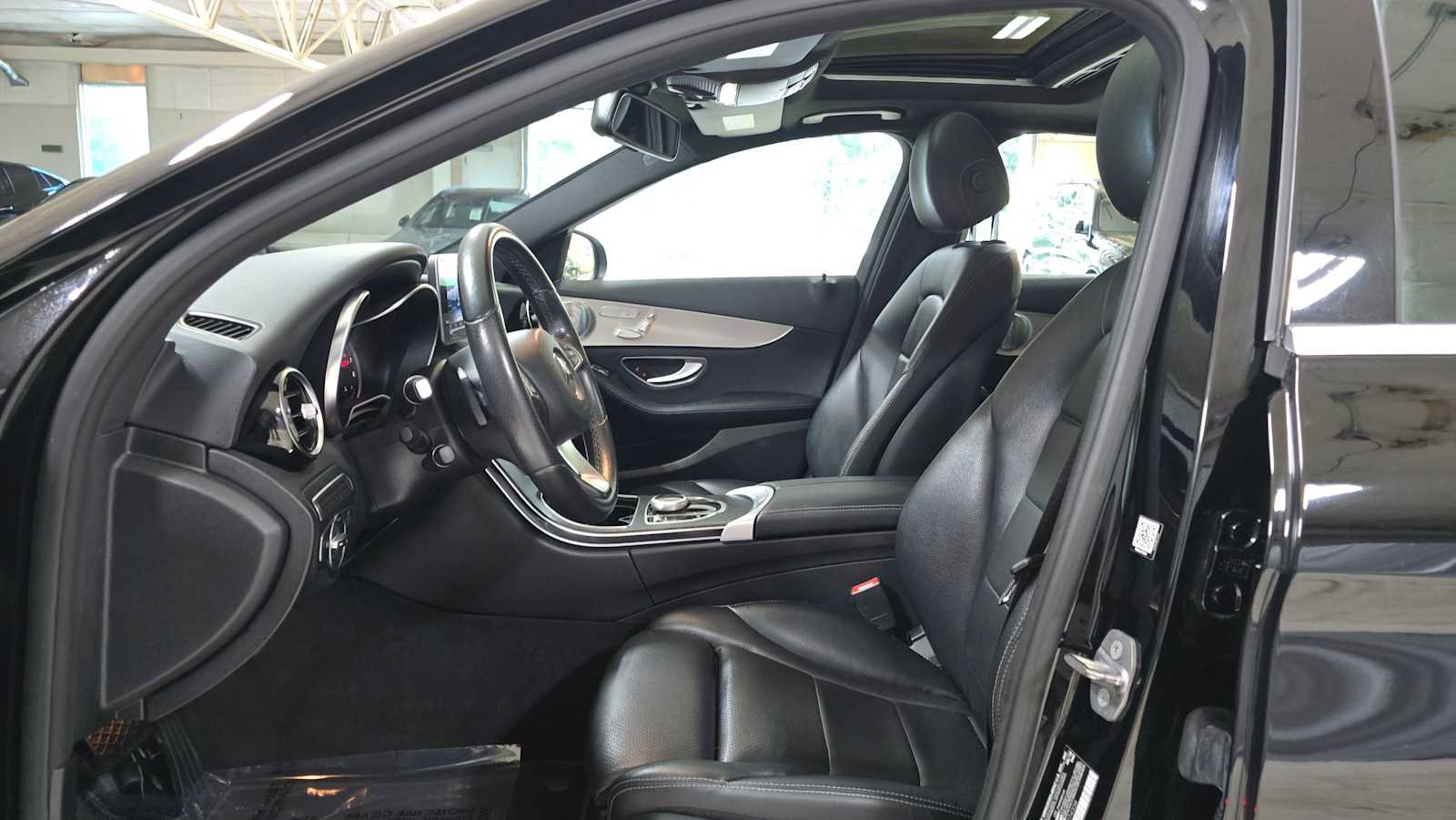 Used 2018 Mercedes-Benz C 300 Sedan image 20