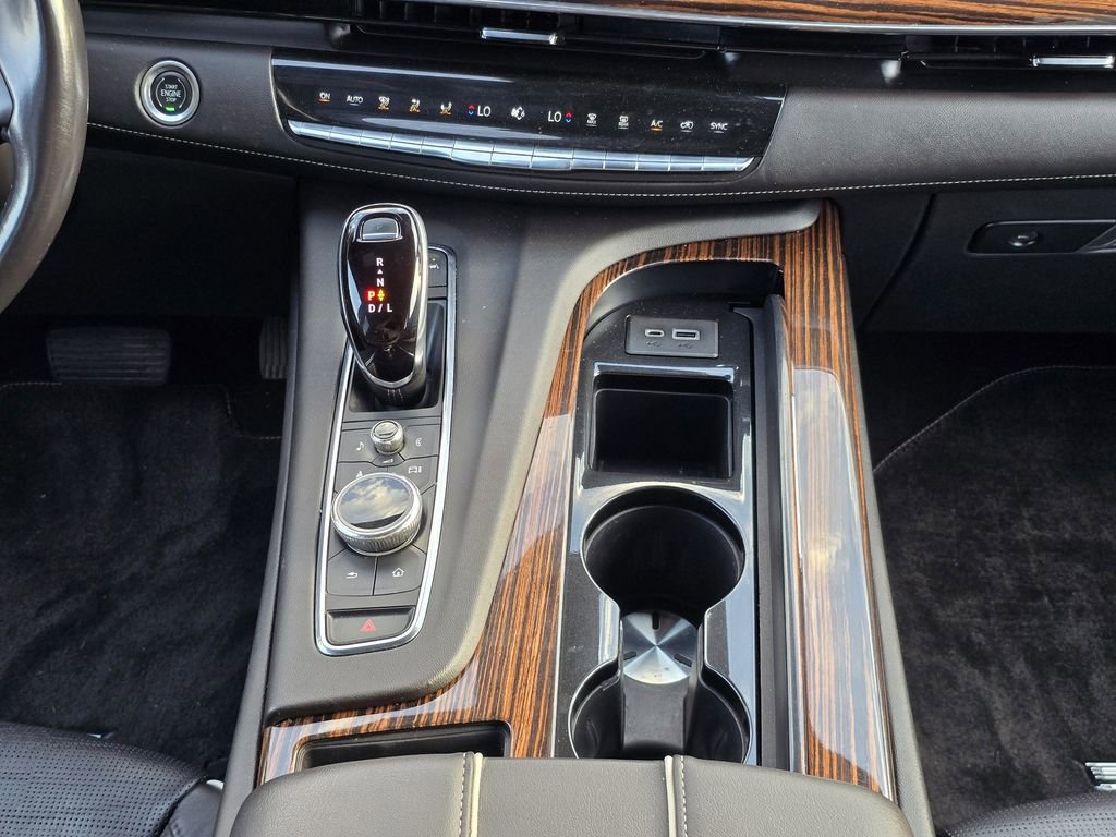 Used 2022 Cadillac Escalade ESV Premium Luxury image 26