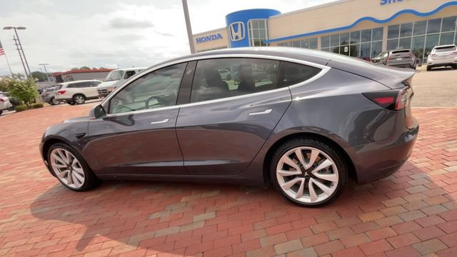 Used 2020 Tesla Model 3 Standard Range Plus RWD image 7