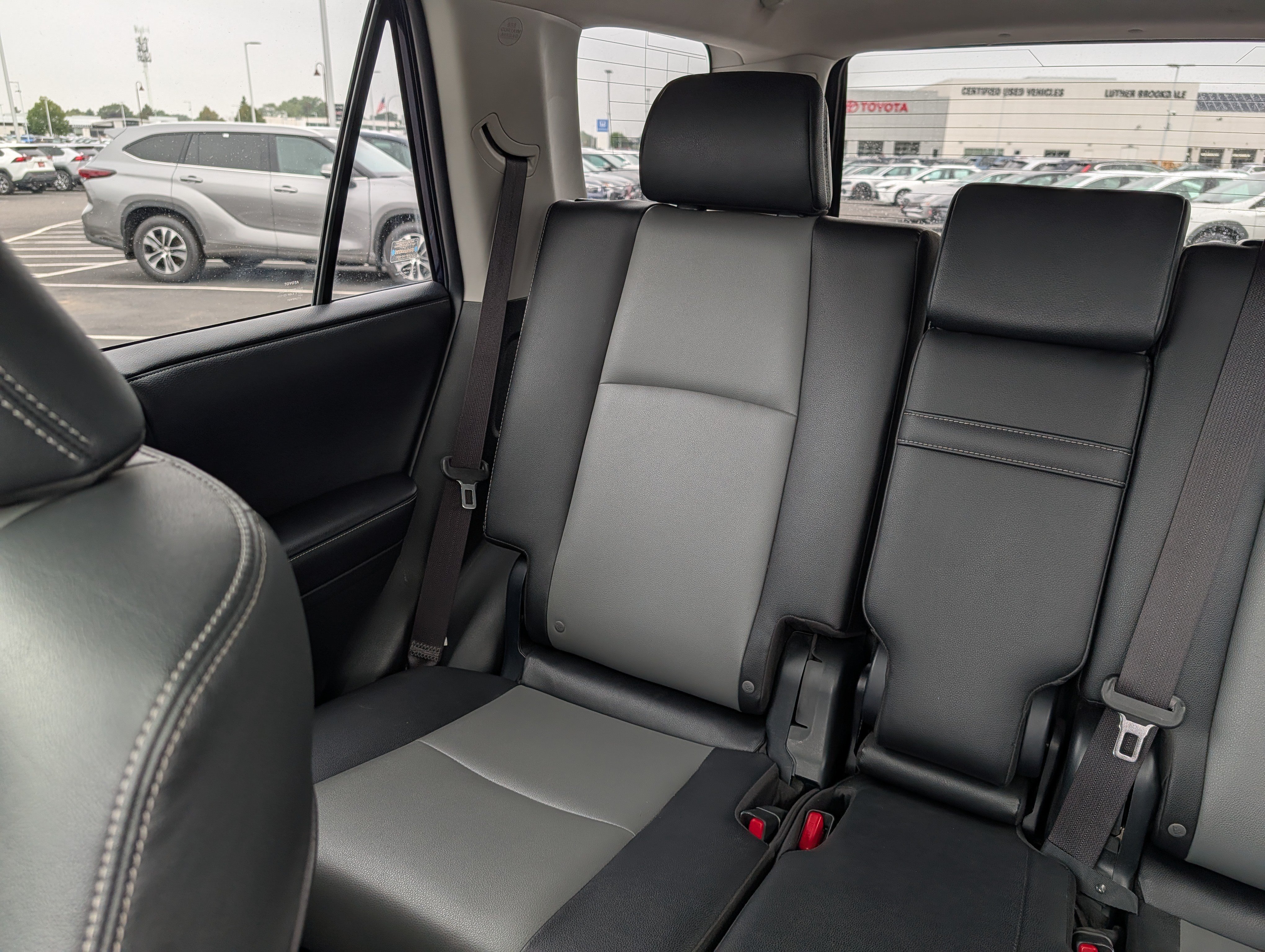Certified 2019 Toyota 4Runner SR5 Premium AWD/4WD image 12