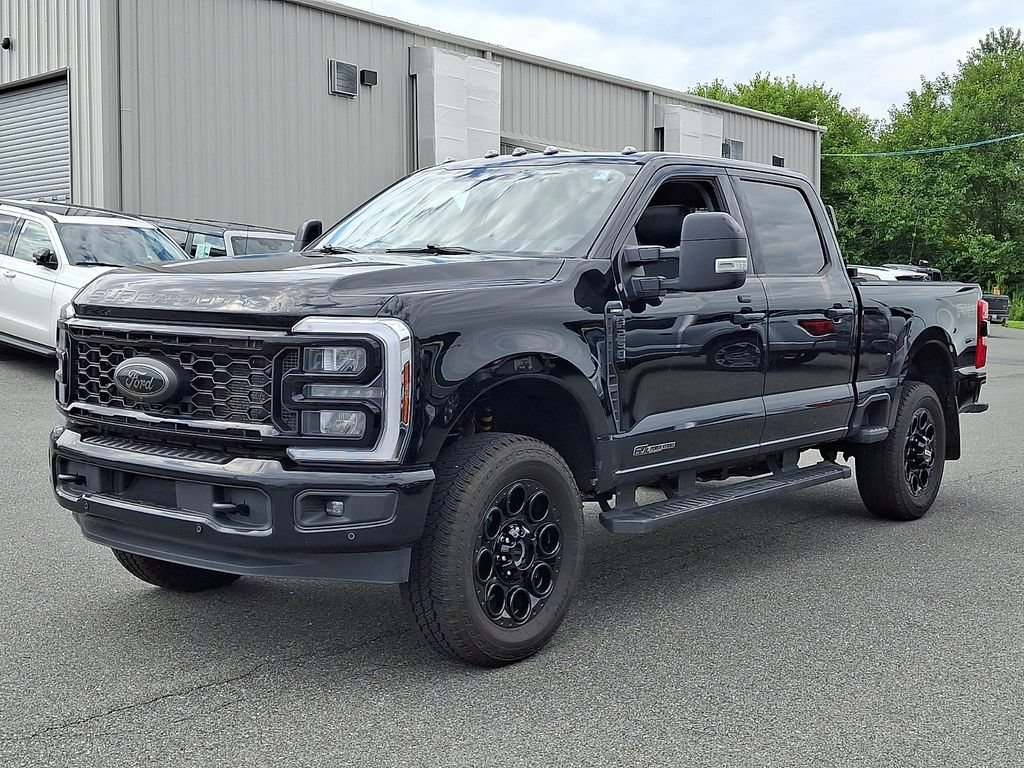 Used 2025 Ford F250 Lariat w/ Lariat Ultimate Package AWD/4WD image 3