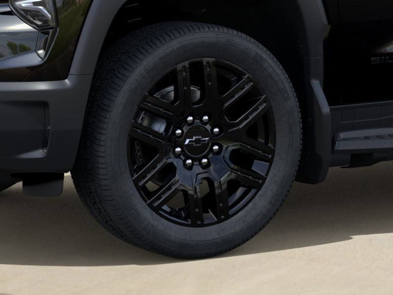 New 2026 Chevrolet Silverado EV LT w/ LPO, Dark Package Plus AWD/4WD image 9