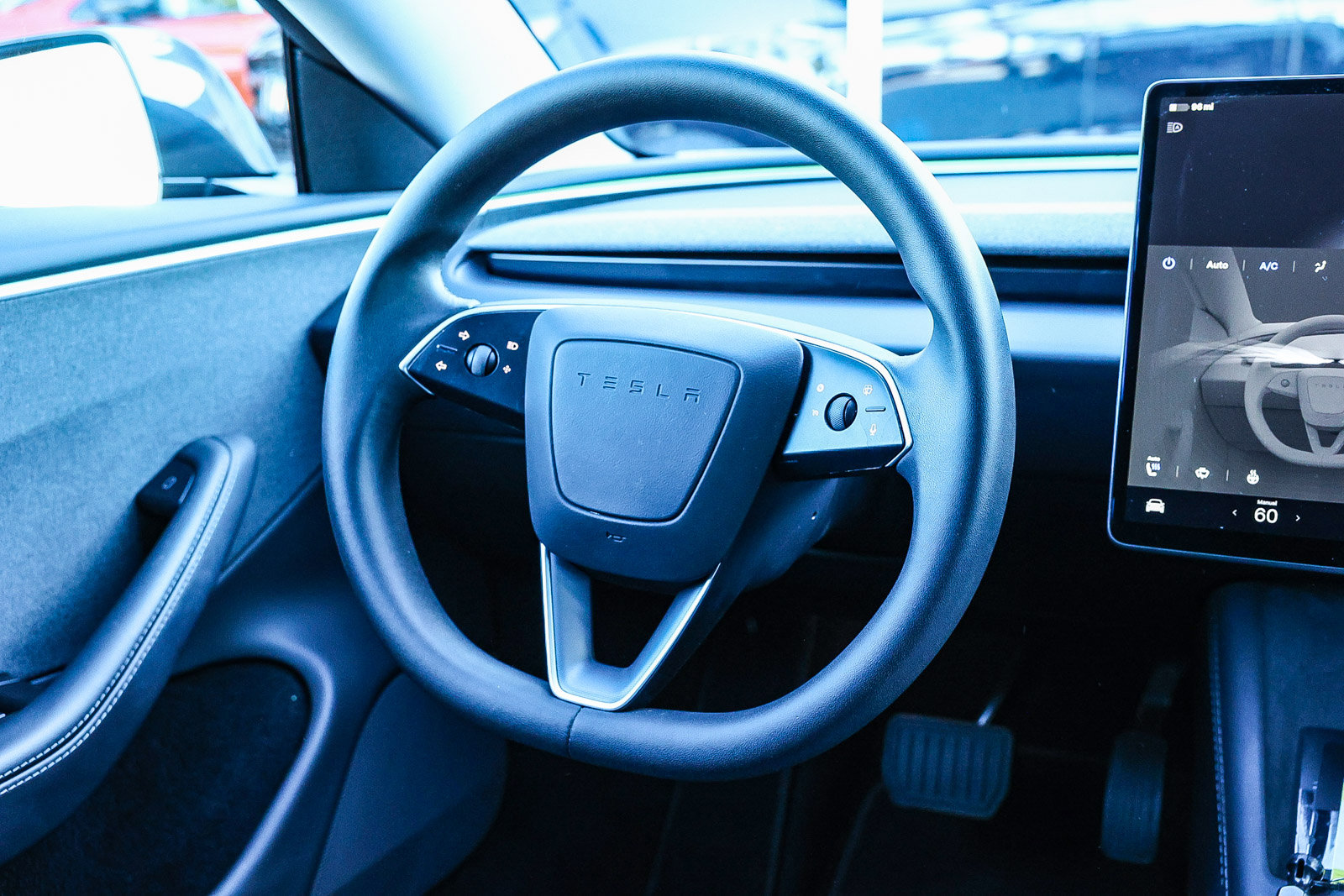 Used 2024 Tesla Model 3 Standard Range image 22