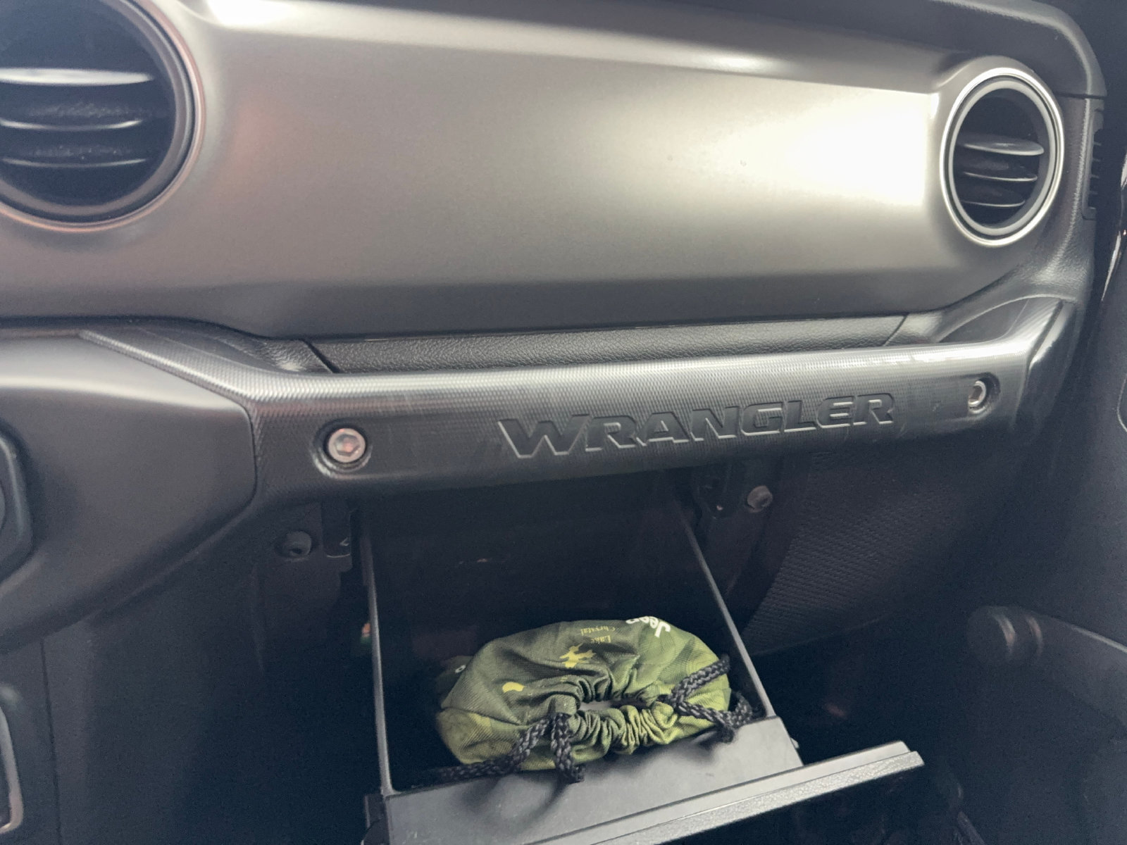 Used 2023 Jeep Wrangler Unlimited Sport AWD/4WD image 33