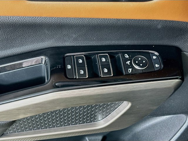 Used 2023 Nissan Pathfinder Platinum AWD/4WD image 20