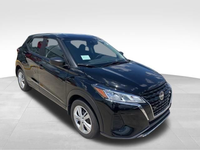 New 2025 Nissan Kicks Play S image 11