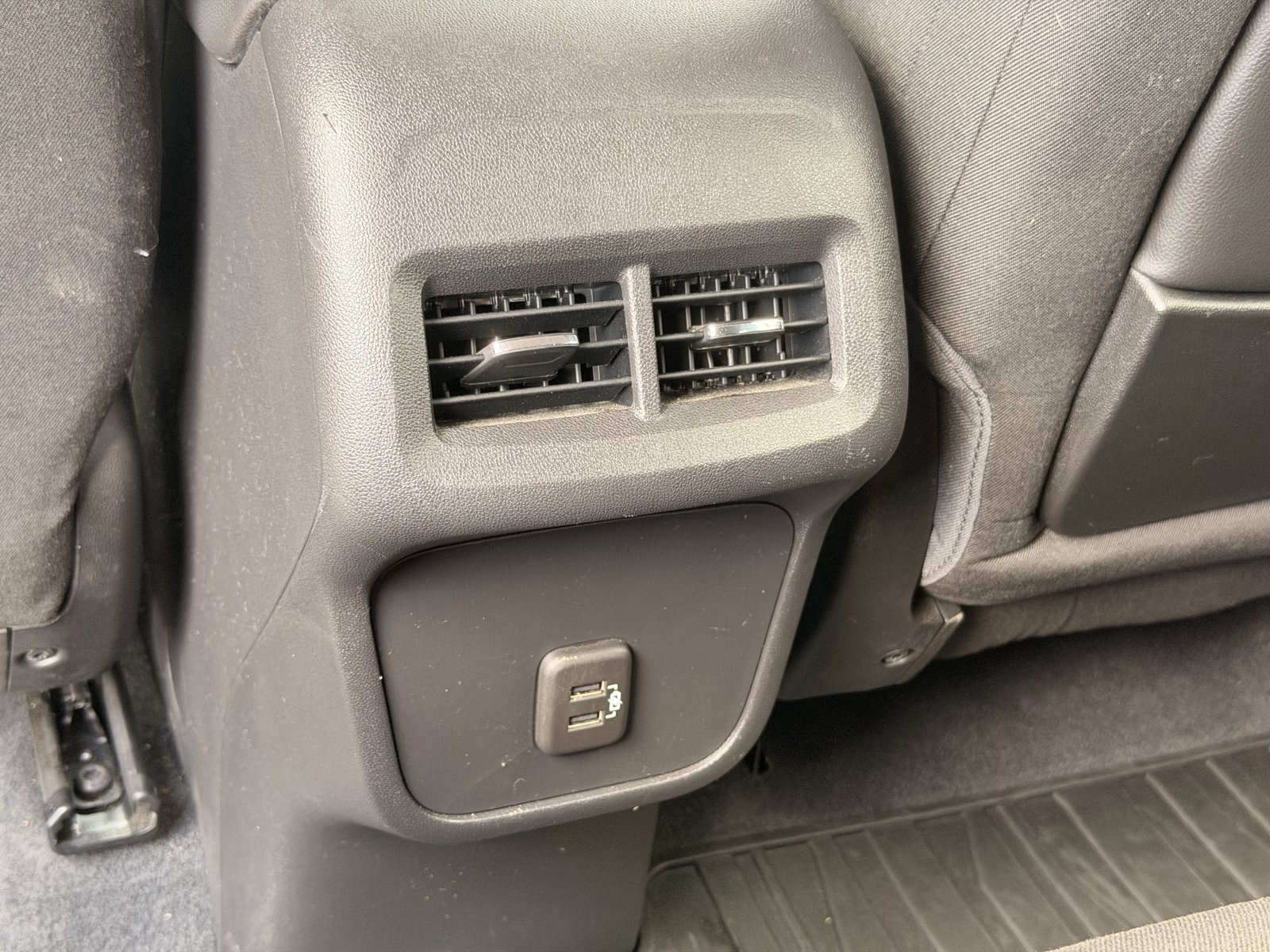 Used 2021 GMC Terrain SLE w/ Driver Convenience Package AWD/4WD image 33