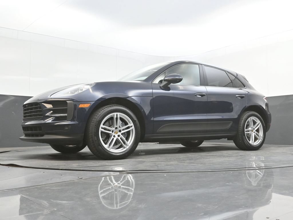 Certified 2021 Porsche Macan AWD/4WD image 31