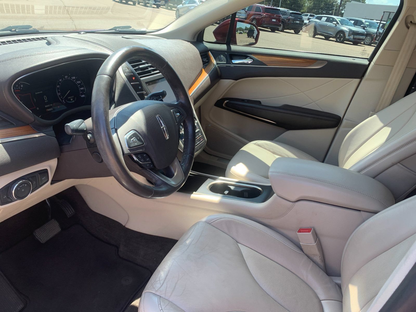 Used 2018 Lincoln MKC Select w/ Select Plus Package AWD/4WD image 12