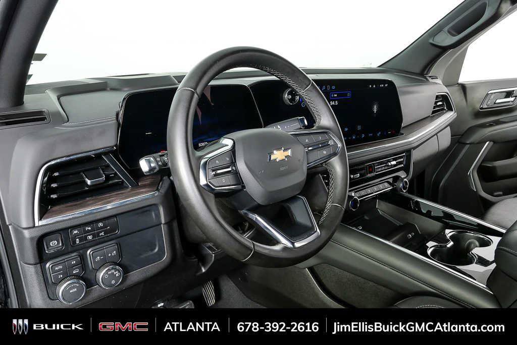 Certified 2025 Chevrolet Tahoe LT AWD/4WD image 4