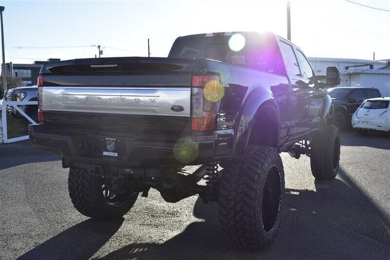 Used 2019 Ford F350 Platinum w/ Platinum Ultimate Package image 5