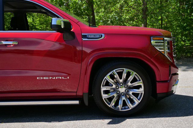 Used 2024 GMC Sierra 1500 Denali w/ Denali Reserve Package image 50