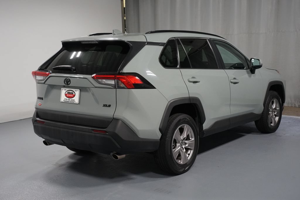 Used 2022 Toyota RAV4 XLE w/ Convenience Package FWD image 8