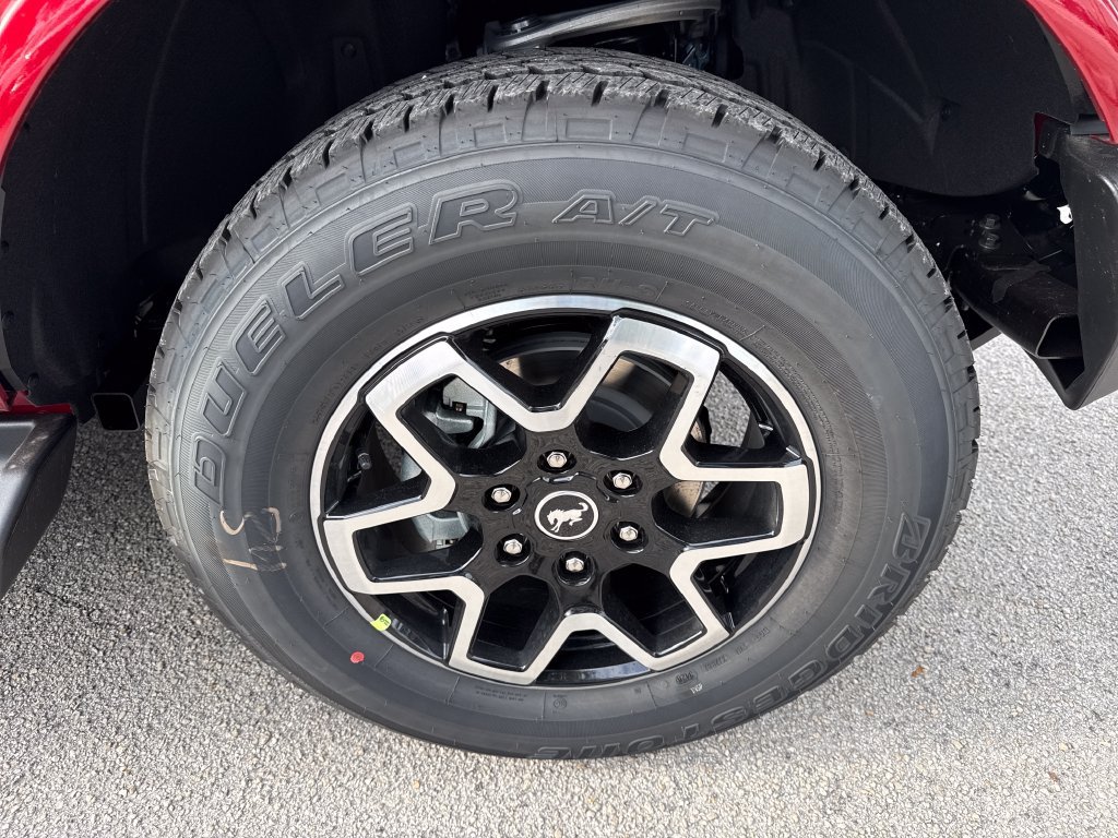 New 2026 Ford Bronco Outer Banks AWD/4WD image 11
