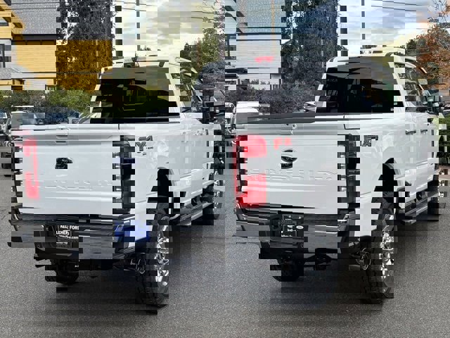 New 2026 Ford F350 Lariat w/ Lariat Premium Package image 3