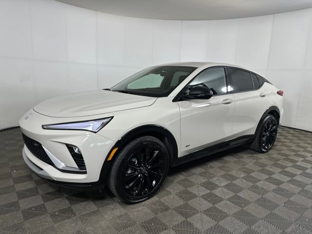 Used 2026 Buick Envista Sport Touring w/ Studio Series image 7