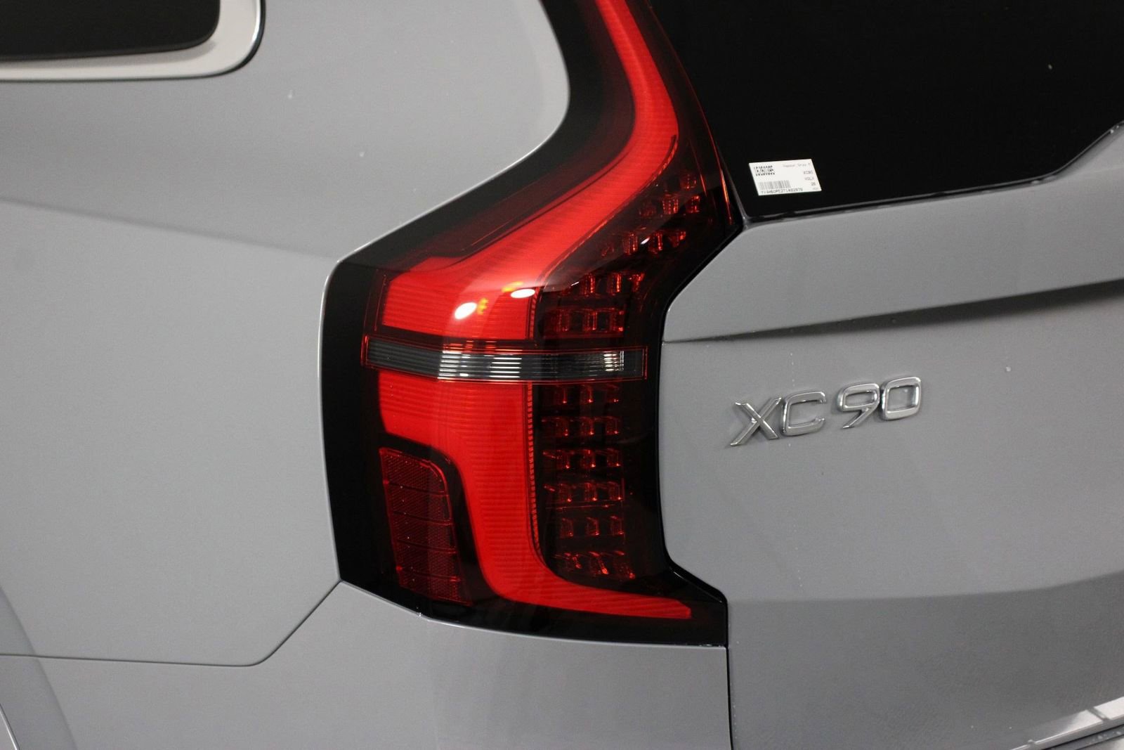 New 2026 Volvo XC90 T8 Plus w/ Protection Package image 15