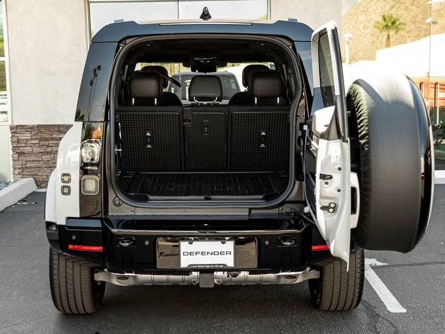 New 2026 Land Rover Defender 110 X AWD/4WD image 26