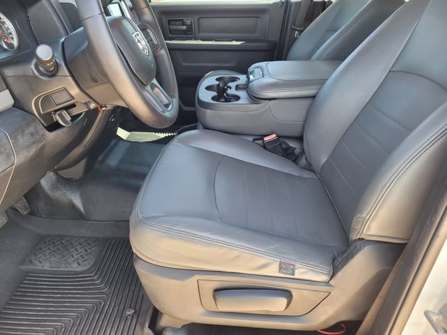 Used 2018 RAM 2500 Tradesman w/ Chrome Appearance Group AWD/4WD image 24