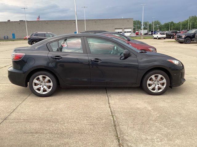 Used 2013 MAZDA MAZDA3 i SV FWD image 10