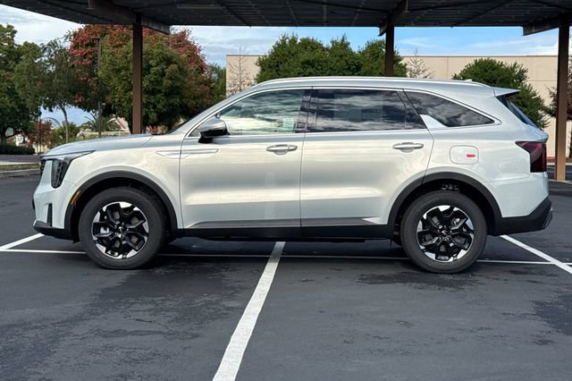 New 2026 Kia Sorento S w/ S Panoramic Sunroof Package image 10