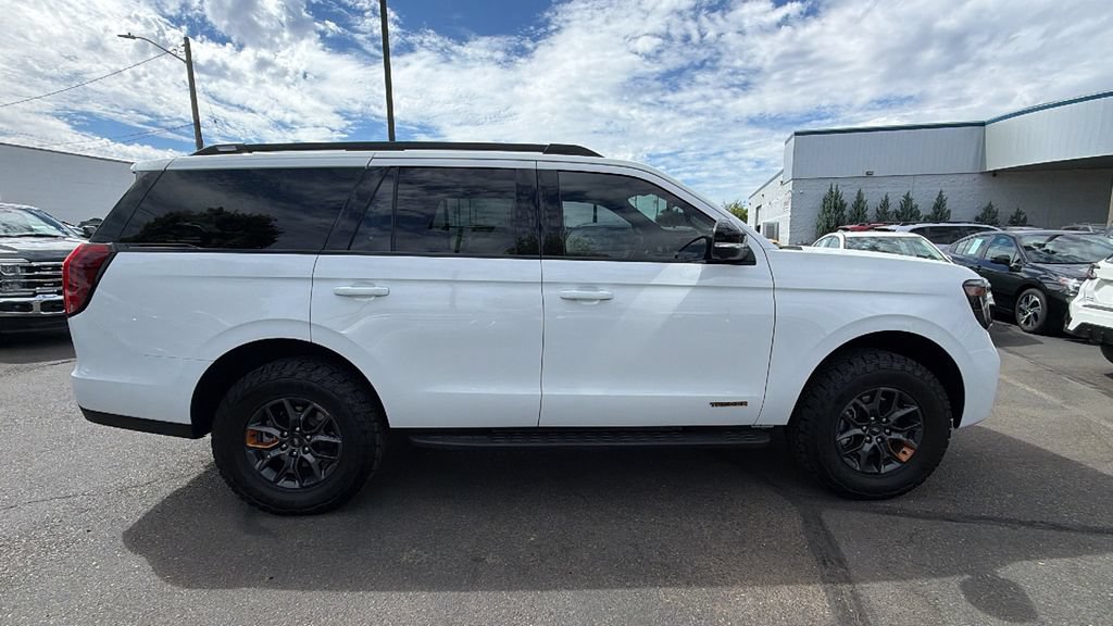 Used 2026 Ford Expedition Tremor AWD/4WD image 3