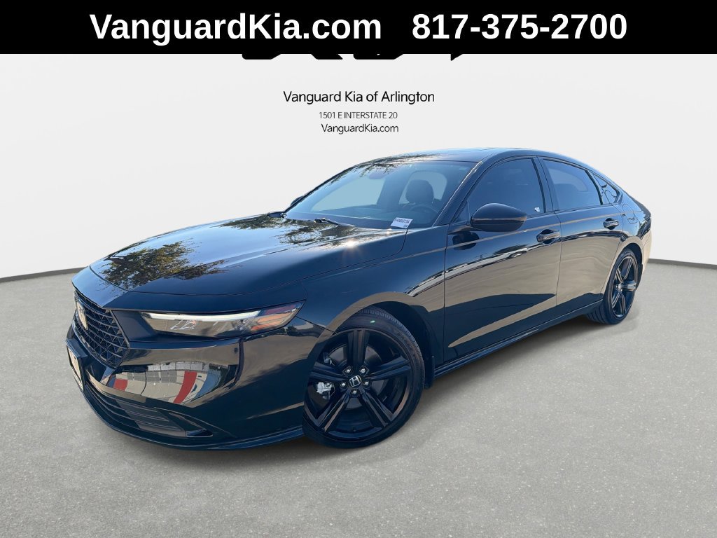 Used 2025 Honda Accord Sport image 1