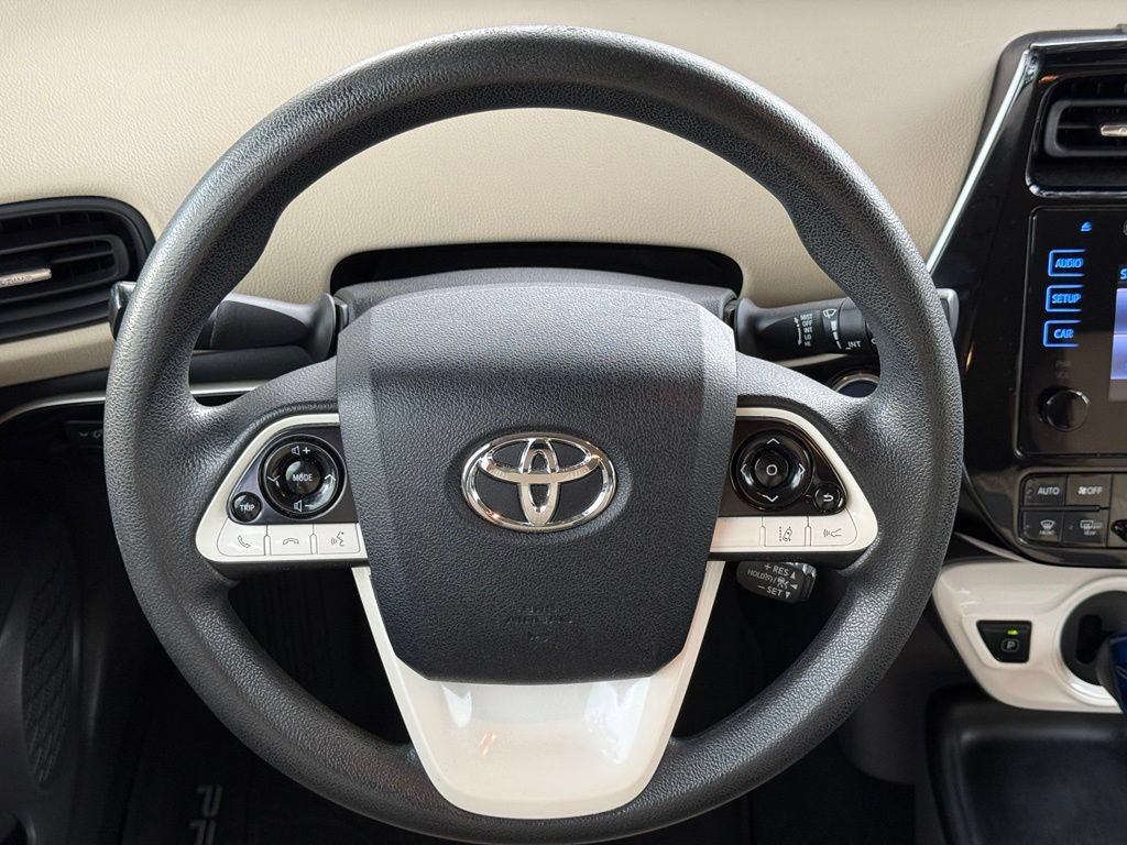 Used 2017 Toyota Prius Two w/ Prius Two Safety Plus Package FWD image 19