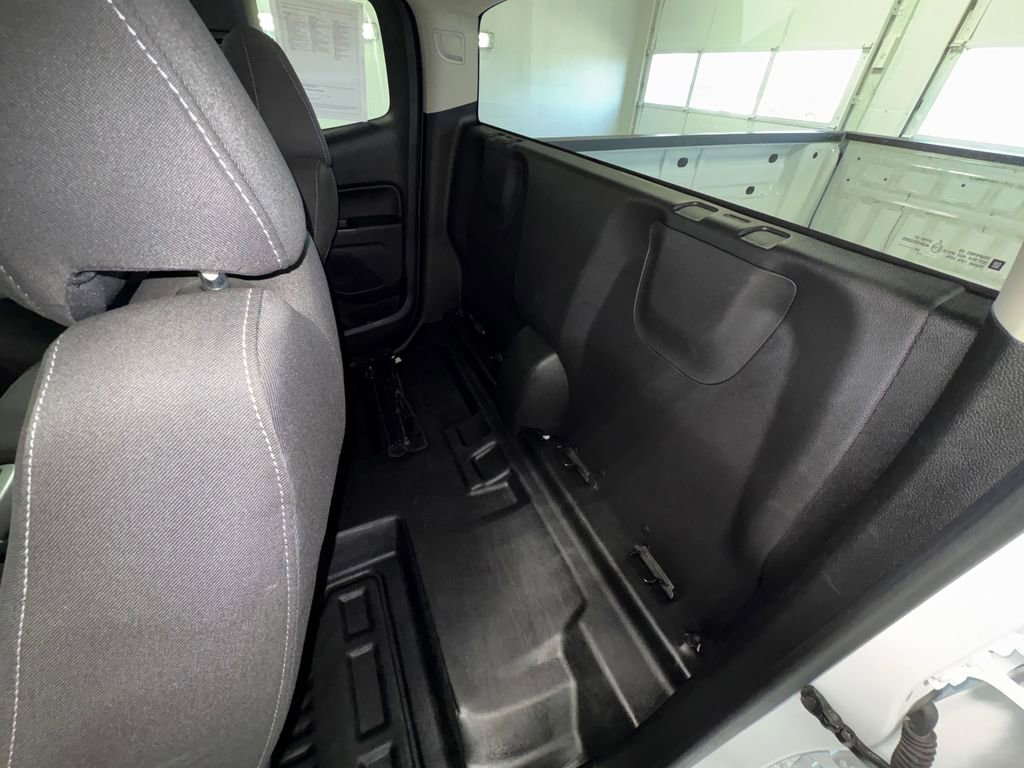 Used 2022 Chevrolet Colorado LT w/ Fleet Safety Package image 27