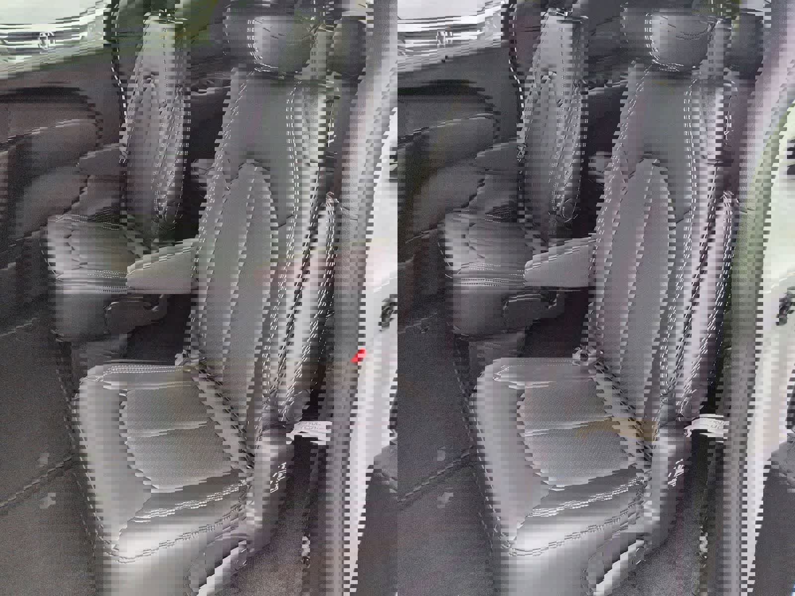 New 2026 Chrysler Pacifica Select image 17