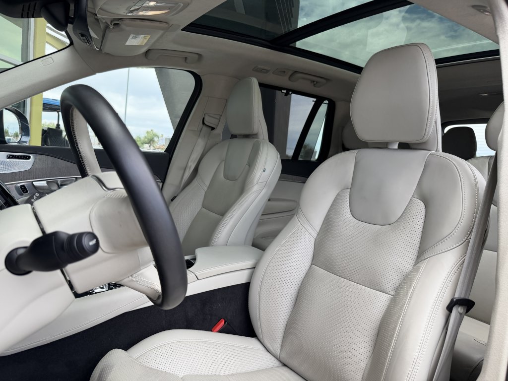 Used 2024 Volvo XC90 B6 Ultimate w/ Lounge Package AWD/4WD image 34