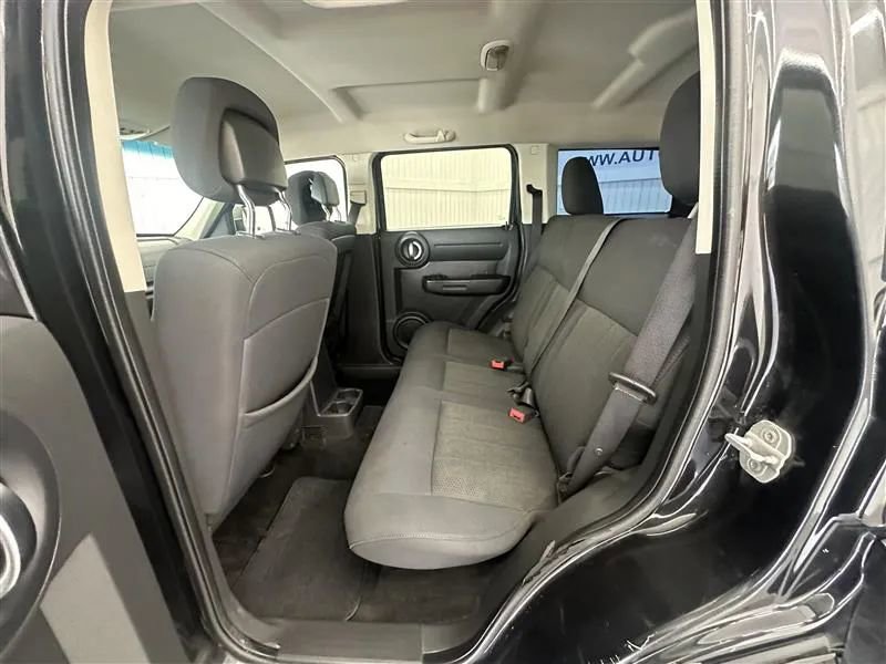 Used 2011 Dodge Nitro Heat w/ Popular Equipment Group image 13