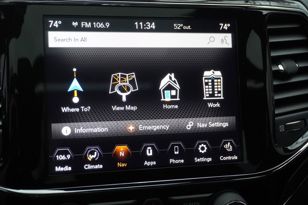 Used 2020 Jeep Grand Cherokee SRT image 31