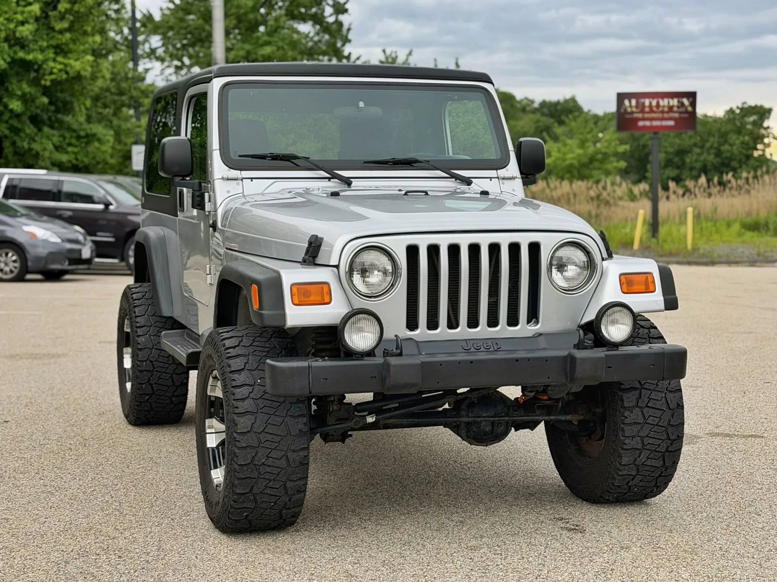 Used 2004 Jeep Wrangler 4WD image 6