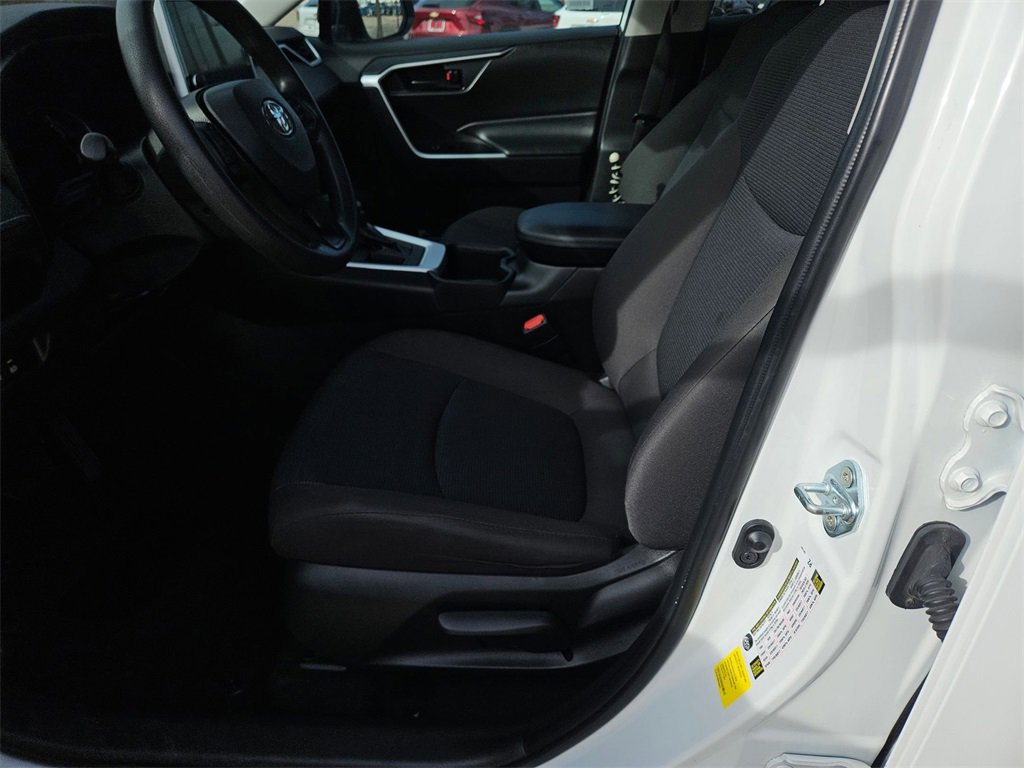 Used 2024 Toyota RAV4 LE image 11
