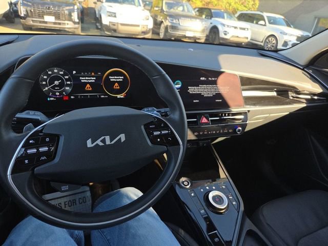 Used 2024 Kia Niro Wind FWD image 27