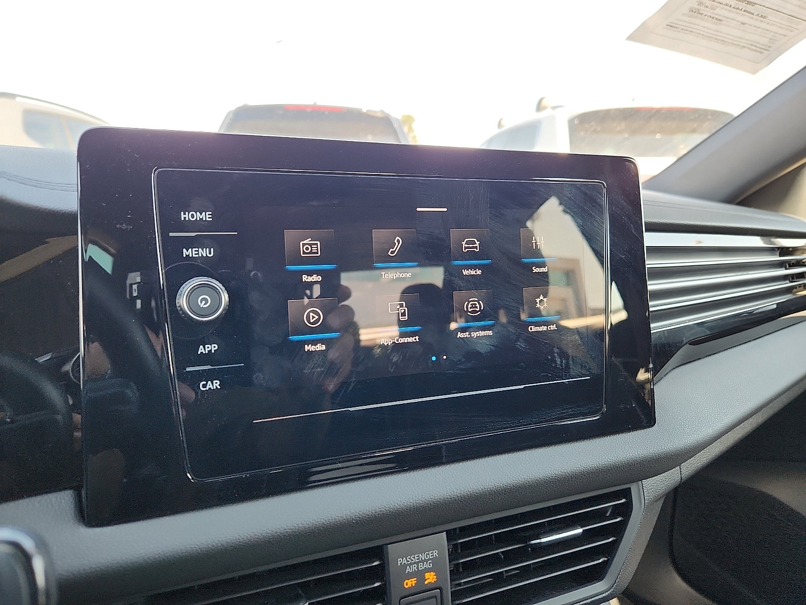Certified 2025 Volkswagen Jetta Sport FWD image 19